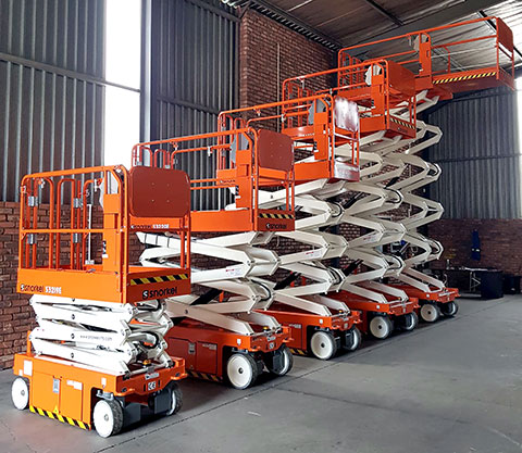 The first Snorkel scissor lifts arrive at Hi-Reach